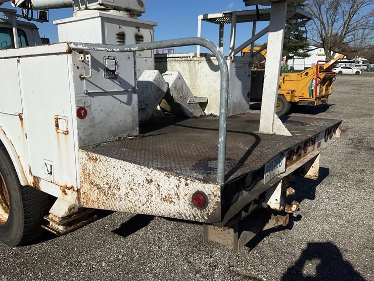 2001-international-4900-image-36