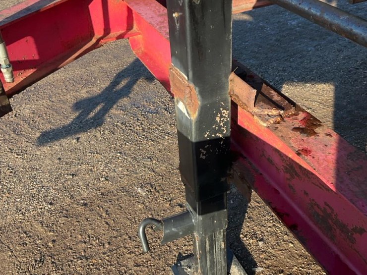 #2300-•-sawdust-trailer-image-11