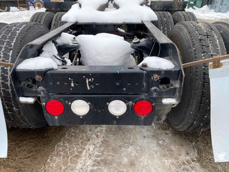 2016-kenworth-t400-image-19