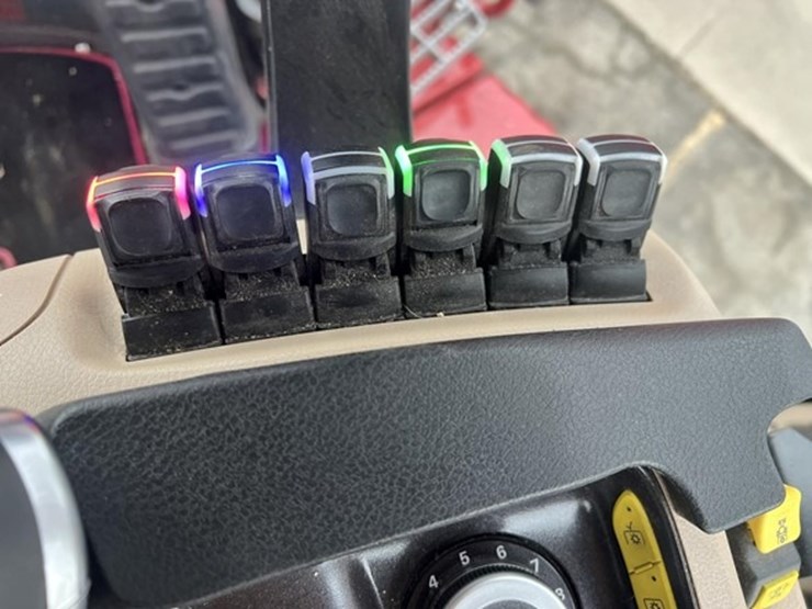 #156-•-2023-steiger-470-image-31