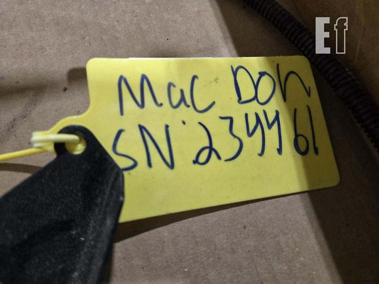 2013-mac-don-fd75-image-43