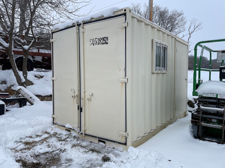 #7484-•-12'-shipping-container-image-1