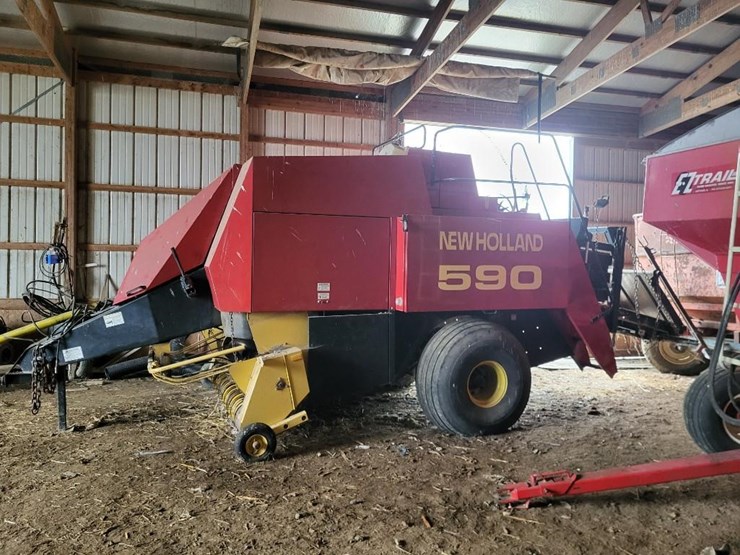 1997-new-holland-590-image-2