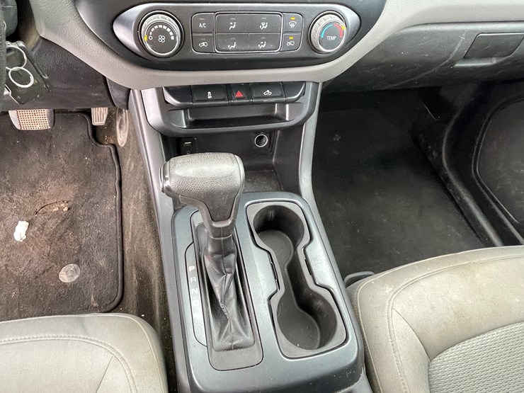 #1167-•-2016-chevrolet-colorado-pickup-truck-(has-wi-title)-image-30