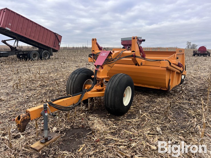 2008-big-dog-8-yard-forced-ejection-pull-type-scraper-image-1