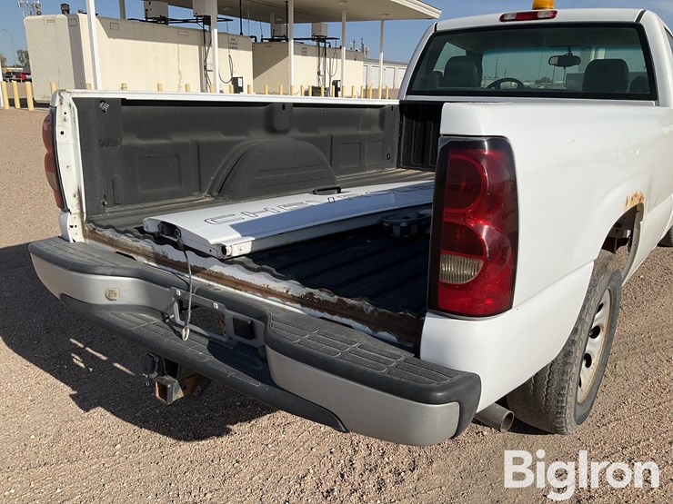 2006-chevrolet-1500-image-16