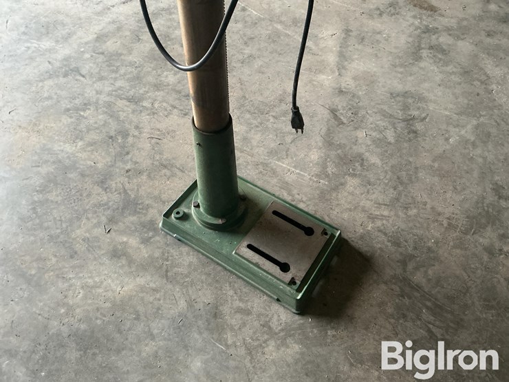 central-machinery-t-583-drill-press-image-13