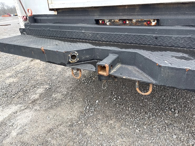 ford-f350-xl-image-14