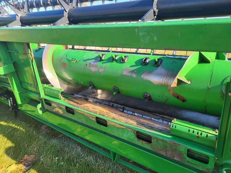 john-deere-630f-image-33