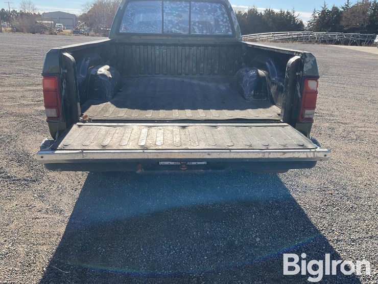 1996-dodge-dakota-sport-image-19