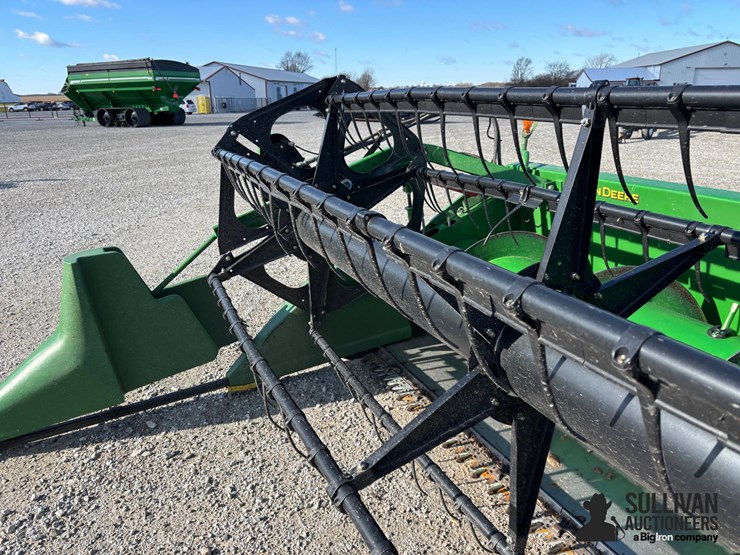 john-deere-630f-image-13