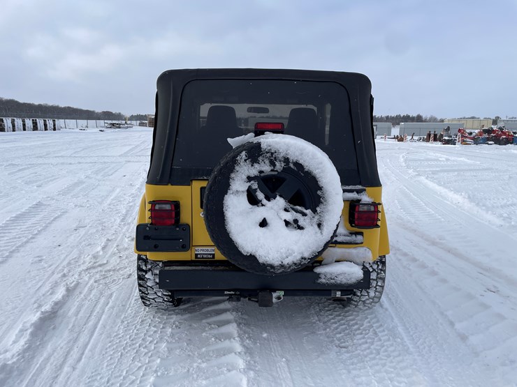 jeep-wrangler-image-4