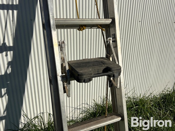 werner-20'-extension-ladder-&-8'-step-ladder-image-8