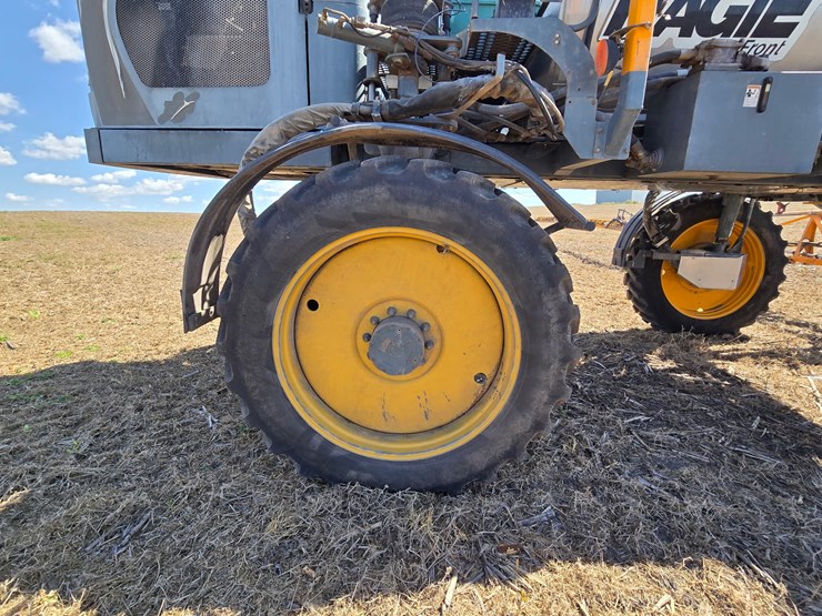 hagie-sts12-image-16