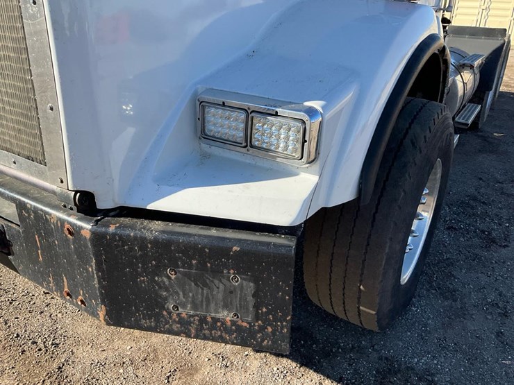 kenworth-t800-image-14