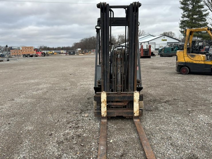 #1360-•-kalmar-dc-25-forklift*-image-8