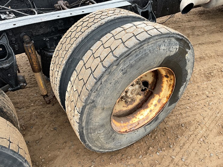 #1145-•-1998-ford-cab-and-chassis-(has-mn-title)-image-15