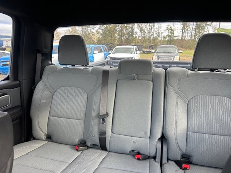 dodge-ram-1500-image-37