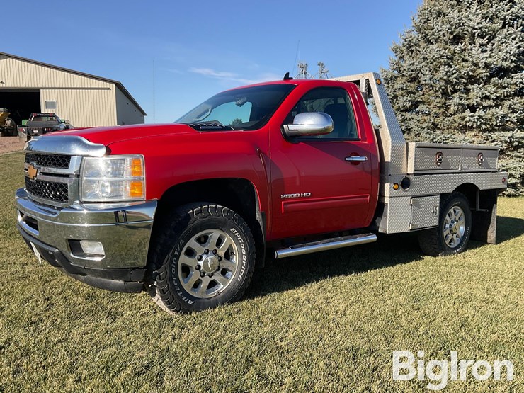chevrolet-silverado-2500-image-1