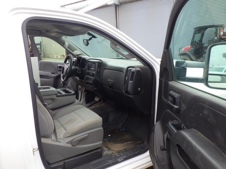 chevrolet-2500hd-image-6