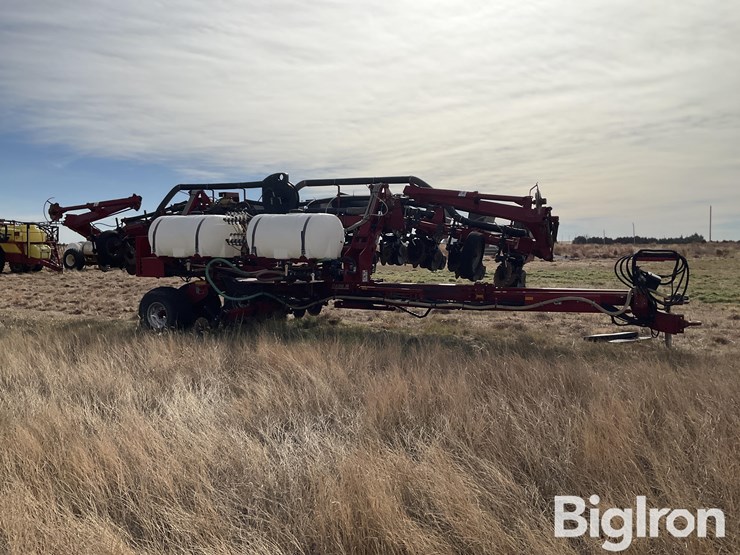 2016-case-ih-1200-image-4