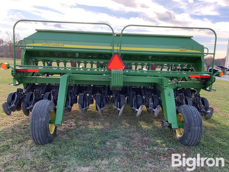 2006-john-deere-1590-image-6