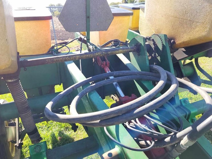 john-deere-7000-image-25