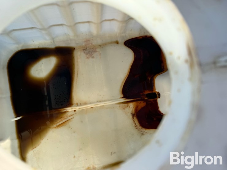 poly-265-gal-containers-image-12