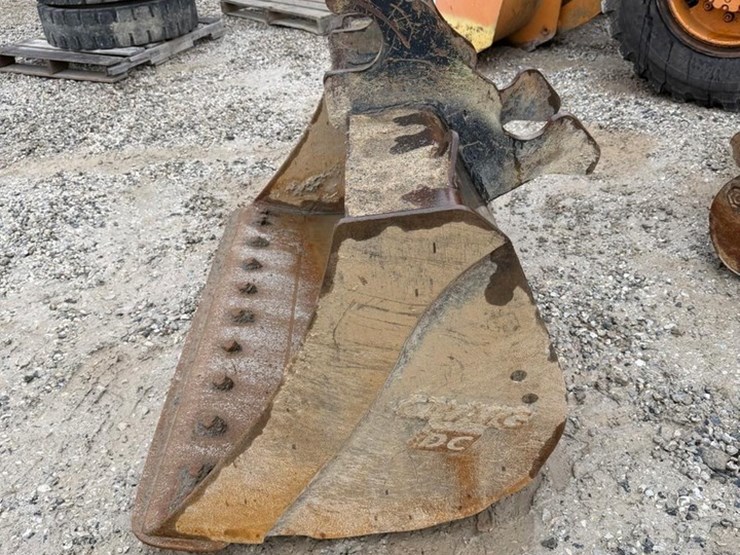 kobelco-sk140-image-2