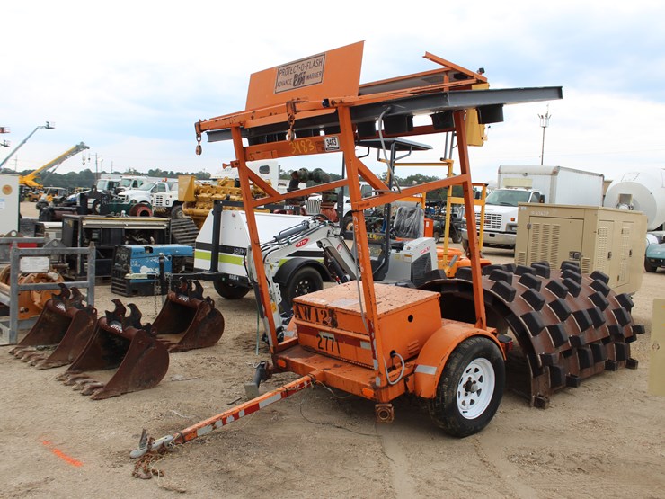 #3512-•-protect-o-flash-sign,-trailer-mtd-image-1