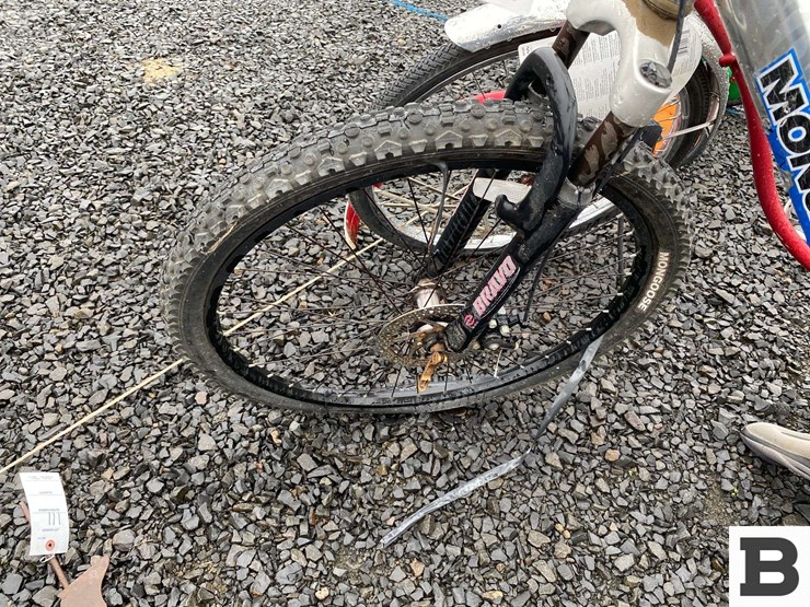 mongoose-xr200-21-speed-bicycle,-schwinn-bicycle-image-14