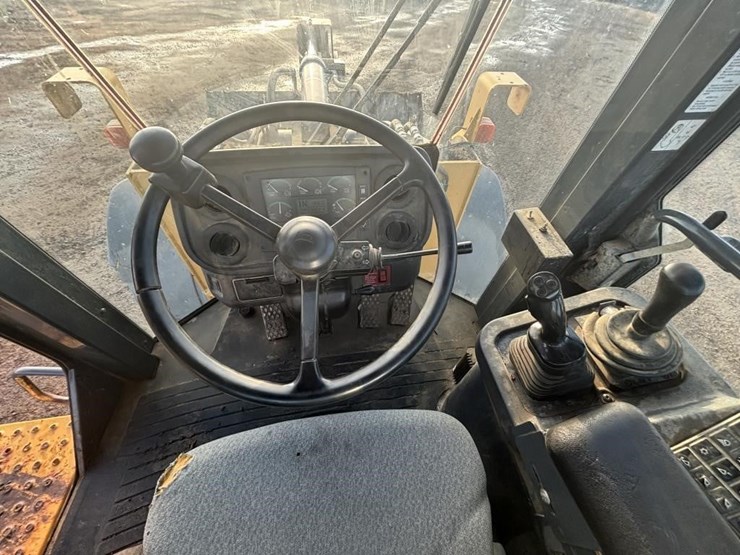 deere-624j-image-32