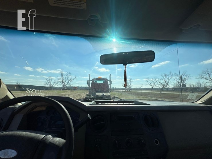 2008-ford-f350-image-22