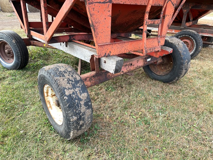 #205-•-j&m-gravity-box-on-running-gear-(boyceville,-wi)-image-30