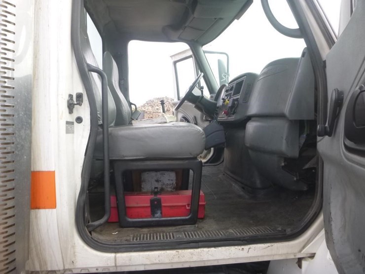 international-durastar-4400-image-14