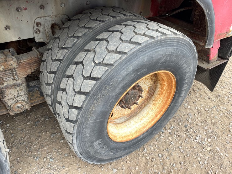 #1119-•-2009-freightliner-digger-derrick-(has-mn-title)-image-25