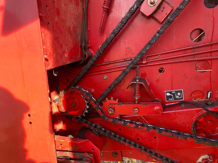 new-holland-644-image-22