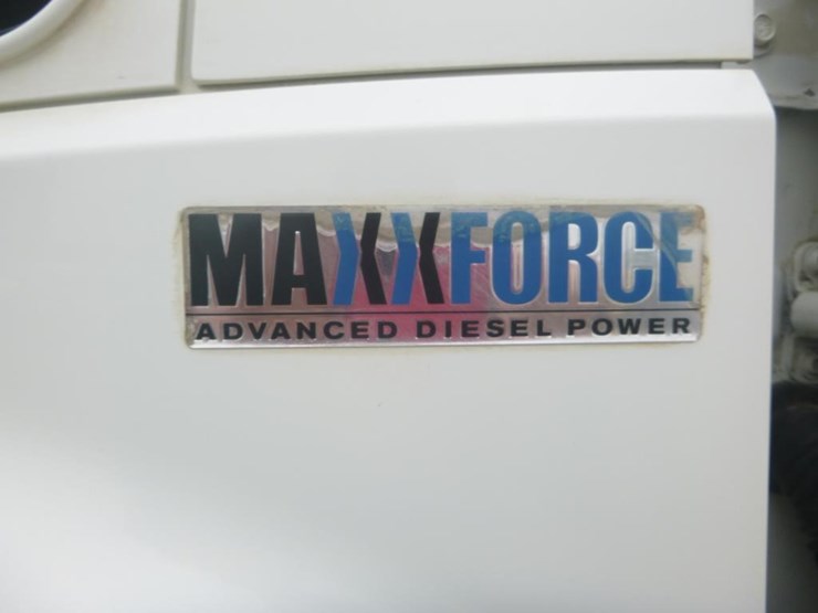 2013-international-durastar-4400-image-26