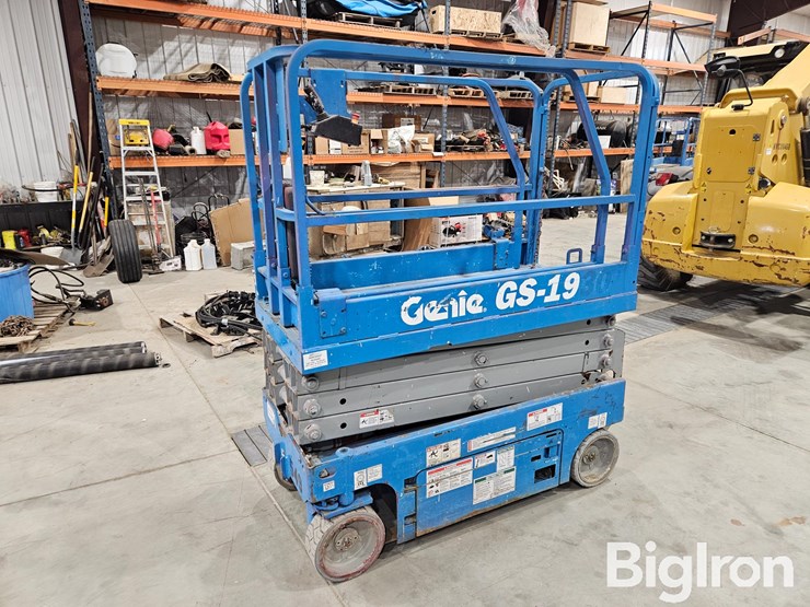 genie-gs1930-image-3