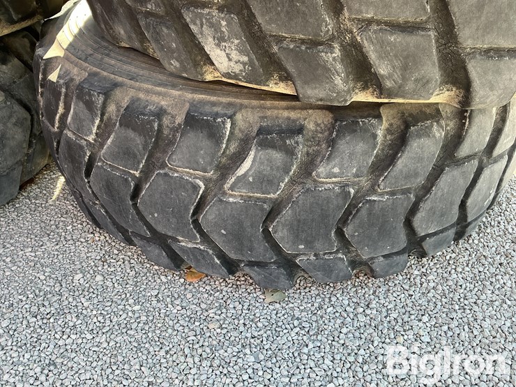 bridgestone-17.5r25-grader-tires-image-14