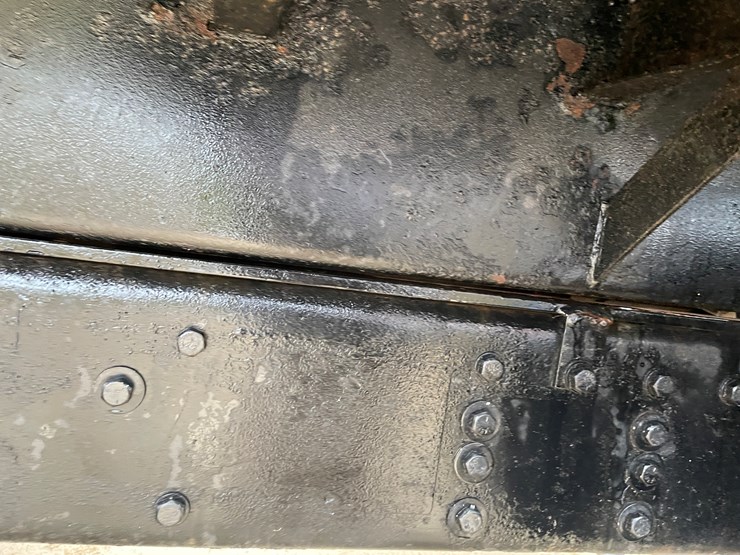 peterbilt-357-image-40