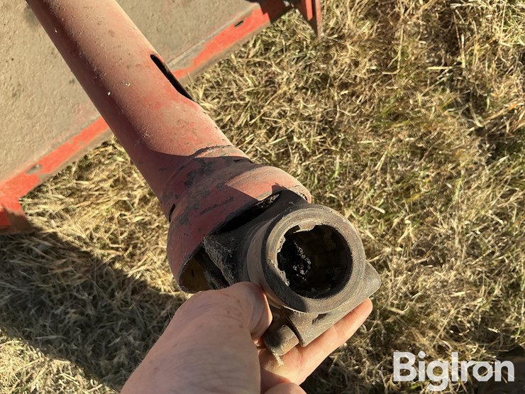 massey-ferguson-3-image-11