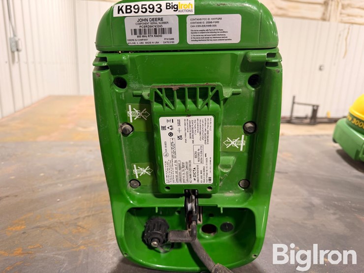 2021-john-deere-900-image-9