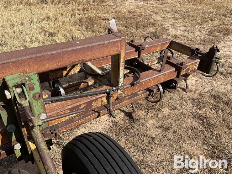bigham-bros-3-pt-duckbill-winged-ripper-plow-image-13