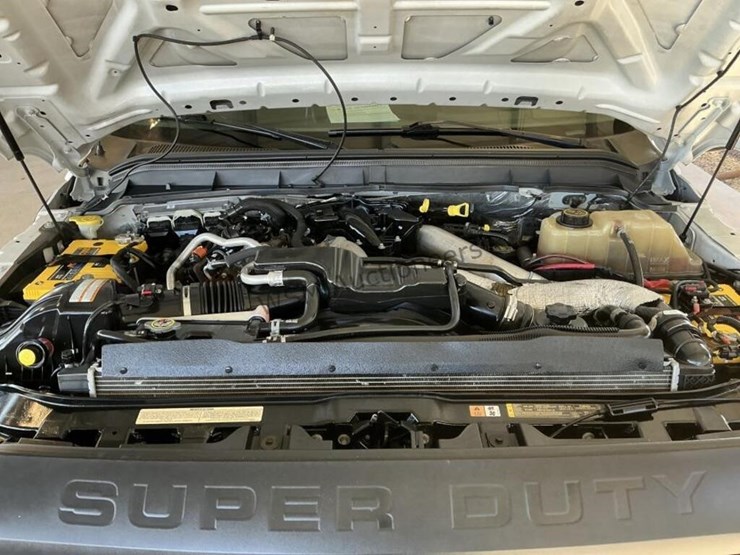 2016-ford-f550-image-14