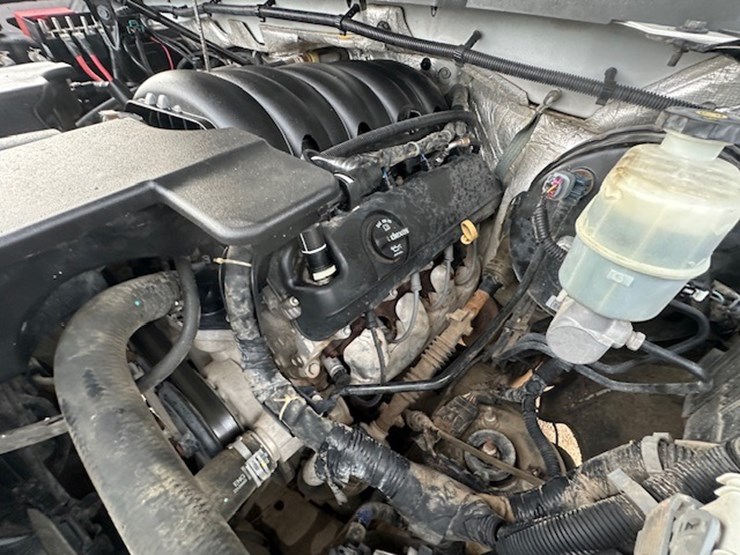 2016-chevrolet-2500-image-63