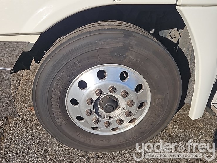 2018-freightliner-cascadia-image-7