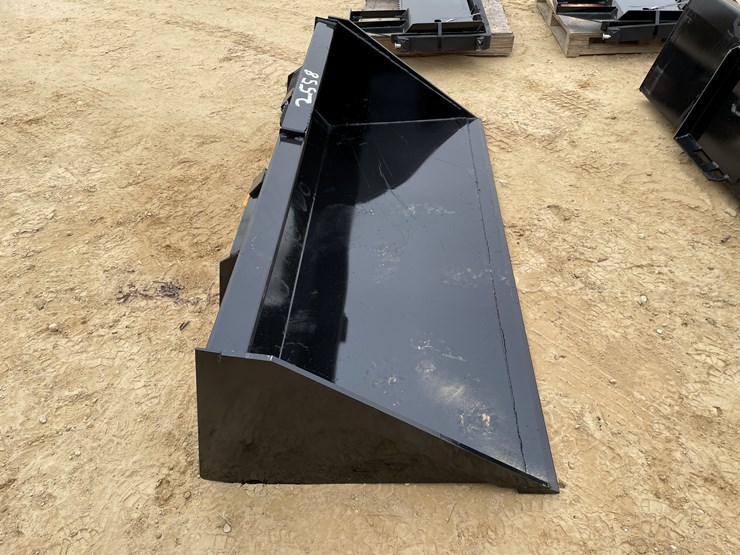 #2558-•-new-kc-78"-skid-steer-bucket-image-4