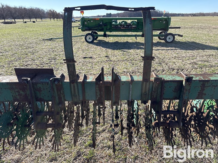 john-deere-400-image-12