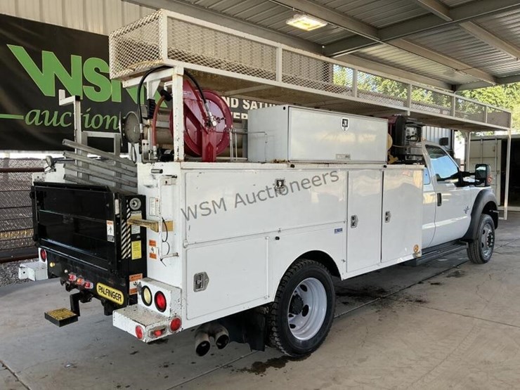 2014-ford-f550-image-7